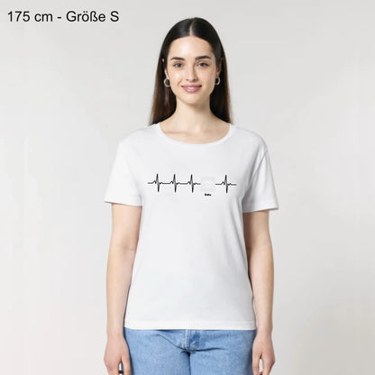 serena Mockup Person